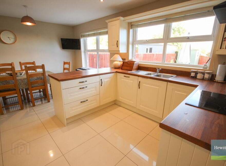 14 Lis Ard Court, Newry, BT35 8WS