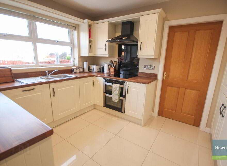 14 Lis Ard Court, Newry, BT35 8WS