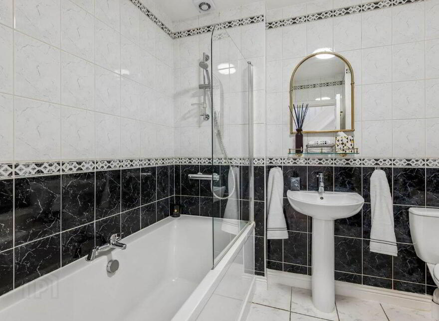 196 Marina Village, Malahide, K36R592