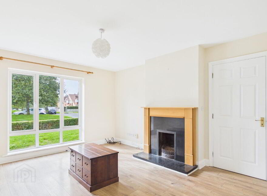 18 Hazelwood, Dublin Road, Thurles, E41W2T6
