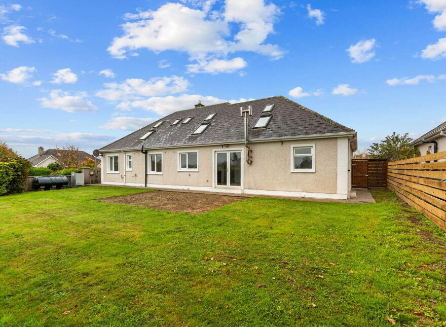 6 Beechwood Park, Tinahely, Y14YR61