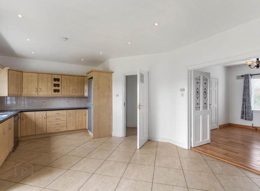 6 Beechwood Park, Tinahely, Y14YR61