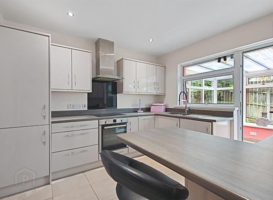 18 Glenmount Park, Newtownards, BT23 4QL