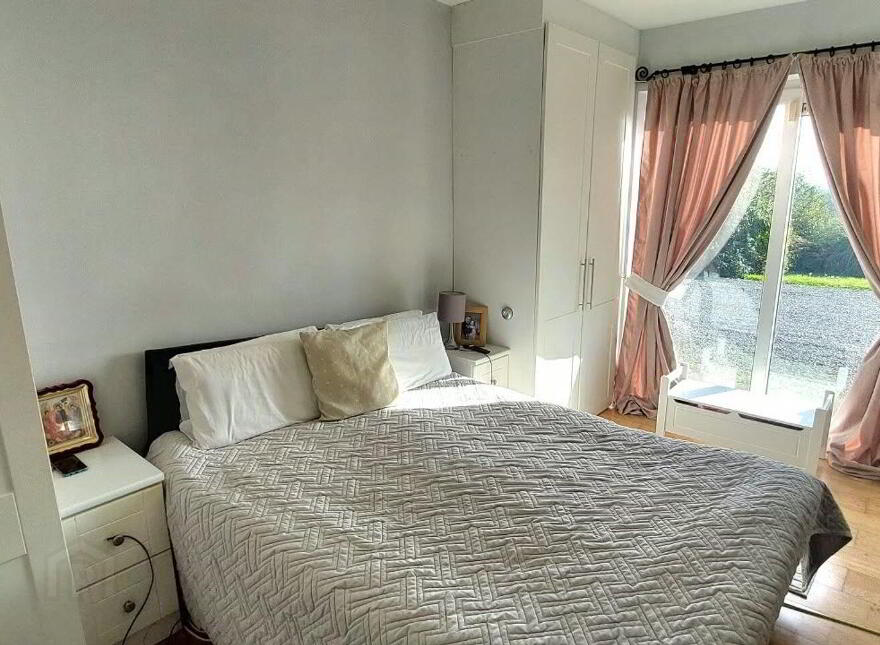 Riverview House, The Grove, Coolbunnia, Cheekpoint, X91AY79