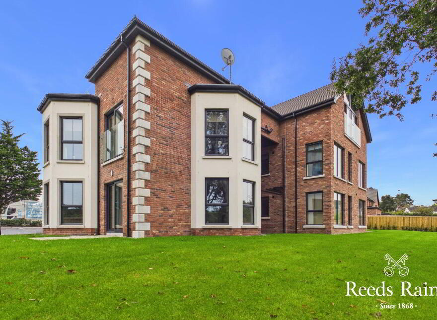 Apt 9, 132 Hillsborough Road, Lisburn, BT27 5QY