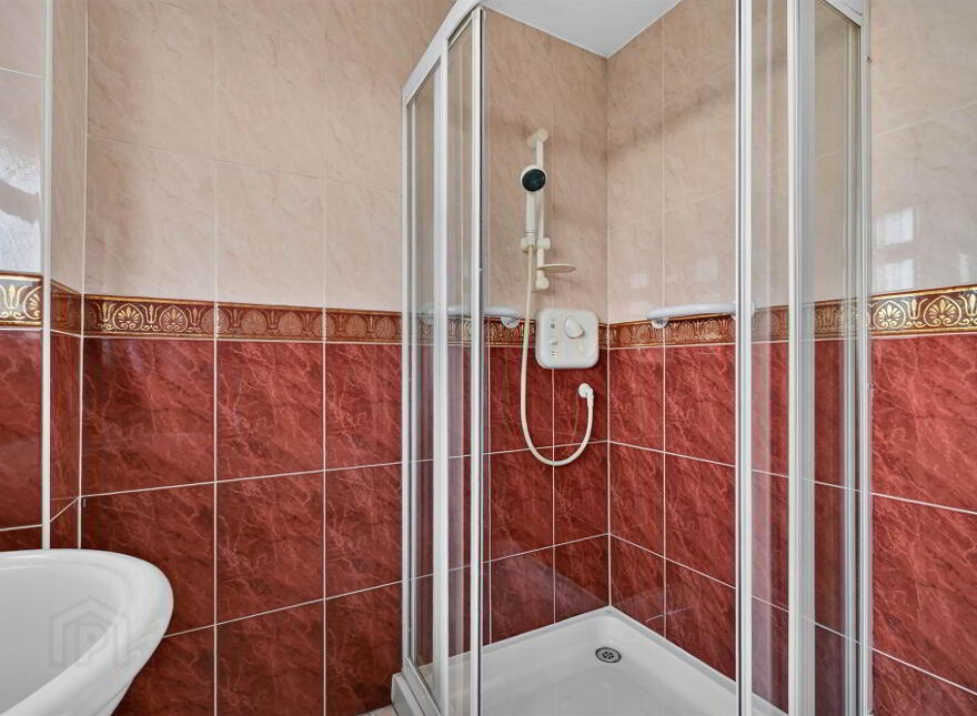 8 Orchardville Gardens, Finaghy, Belfast, BT10 0JX
