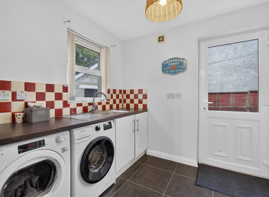 31 Dromona Road, Cullybackey, Ballymena, BT42 1NT