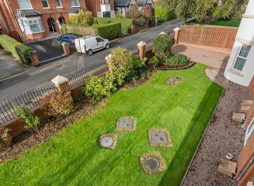 Apt 6 Kinlough House, 2a Stockmans Avenue, Andersonstown, Belfast, BT11 9AS