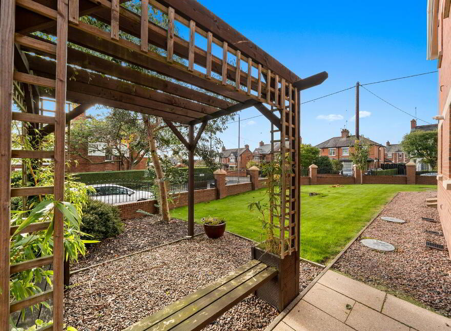 Apt 6 Kinlough House, 2a Stockmans Avenue, Andersonstown, Belfast, BT11 9AS