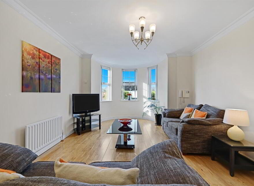 Apt 6 Kinlough House, 2a Stockmans Avenue, Andersonstown, Belfast, BT11 9AS