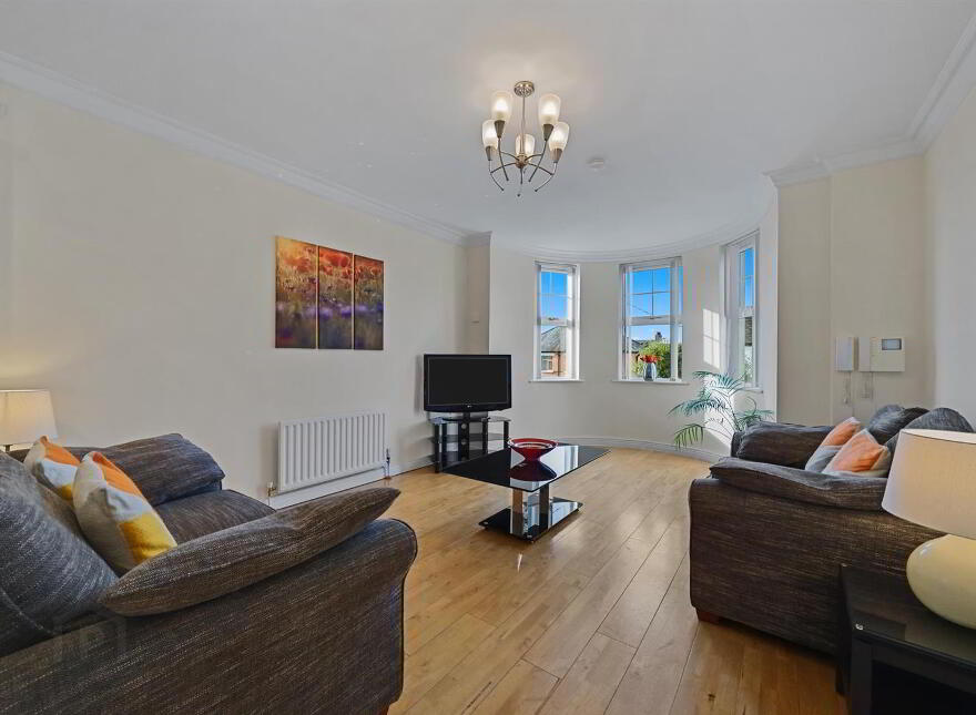 Apt 6 Kinlough House, 2a Stockmans Avenue, Andersonstown, Belfast, BT11 9AS