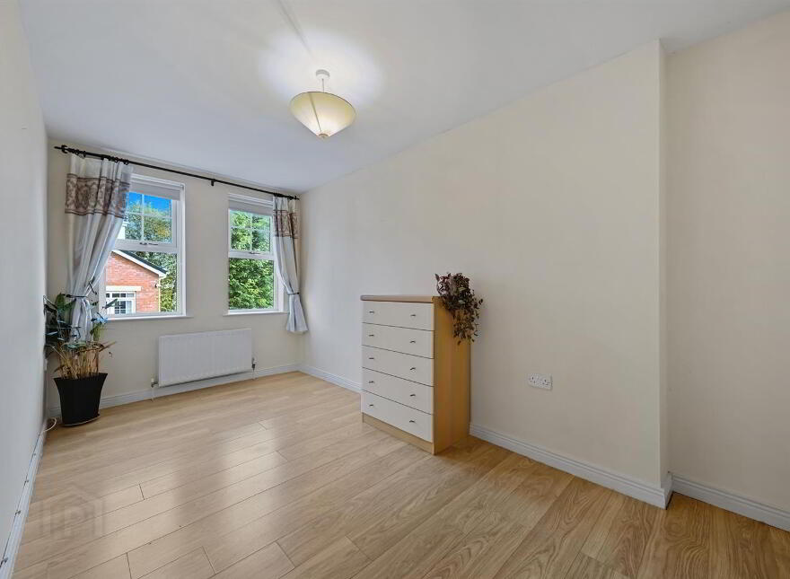Apt 6 Kinlough House, 2a Stockmans Avenue, Andersonstown, Belfast, BT11 9AS