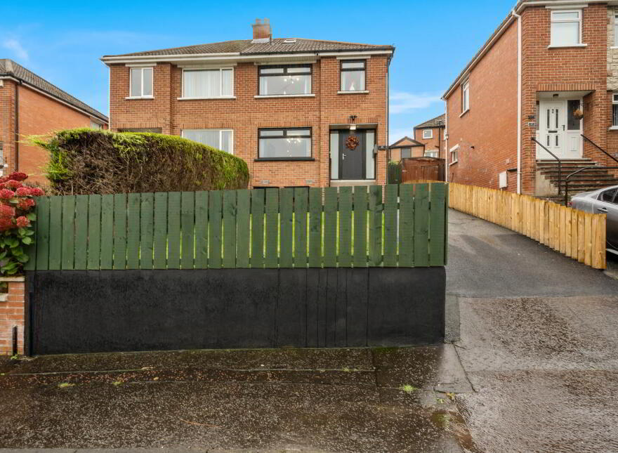 28 Castlemore Avenue, Belfast, BT6 9RF
