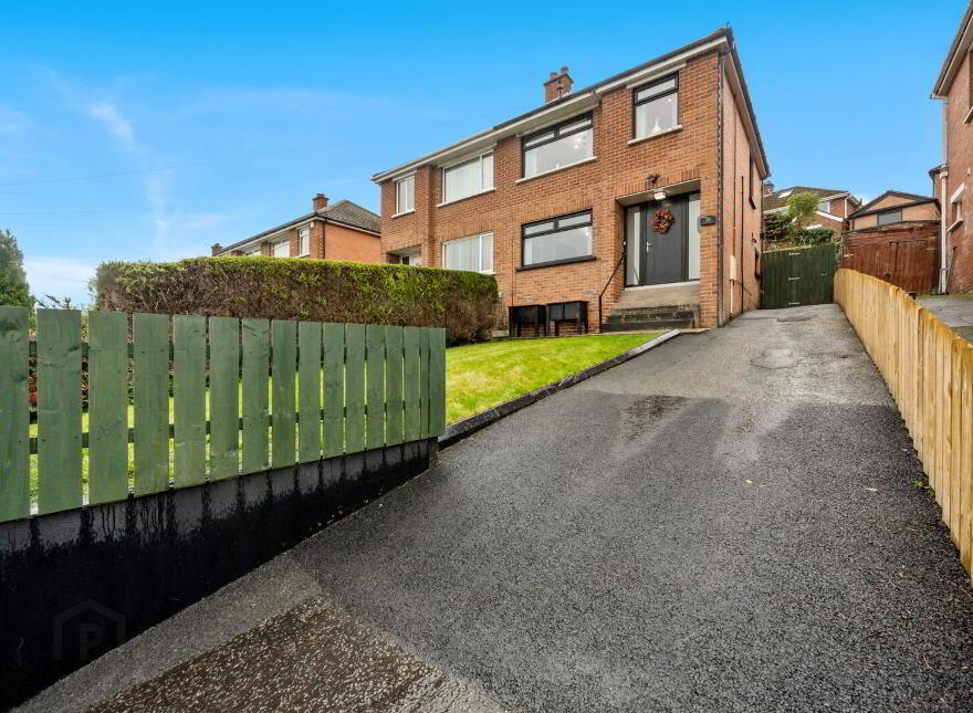 28 Castlemore Avenue, Belfast, BT6 9RF