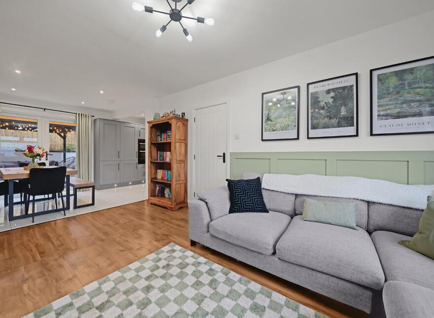 28 Castlemore Avenue, Belfast, BT6 9RF