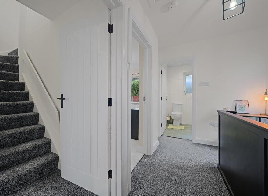 28 Castlemore Avenue, Belfast, BT6 9RF
