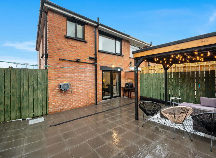 28 Castlemore Avenue, Belfast, BT6 9RF