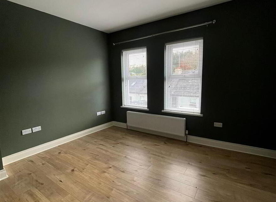 17 Belfast Road, Comber, BT23 5EN