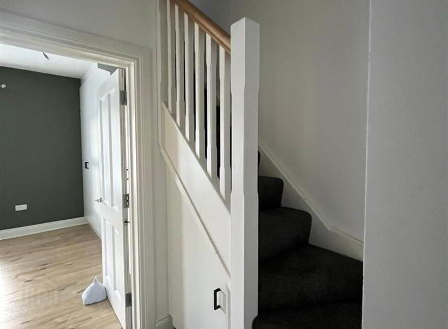 17 Belfast Road, Comber, BT23 5EN