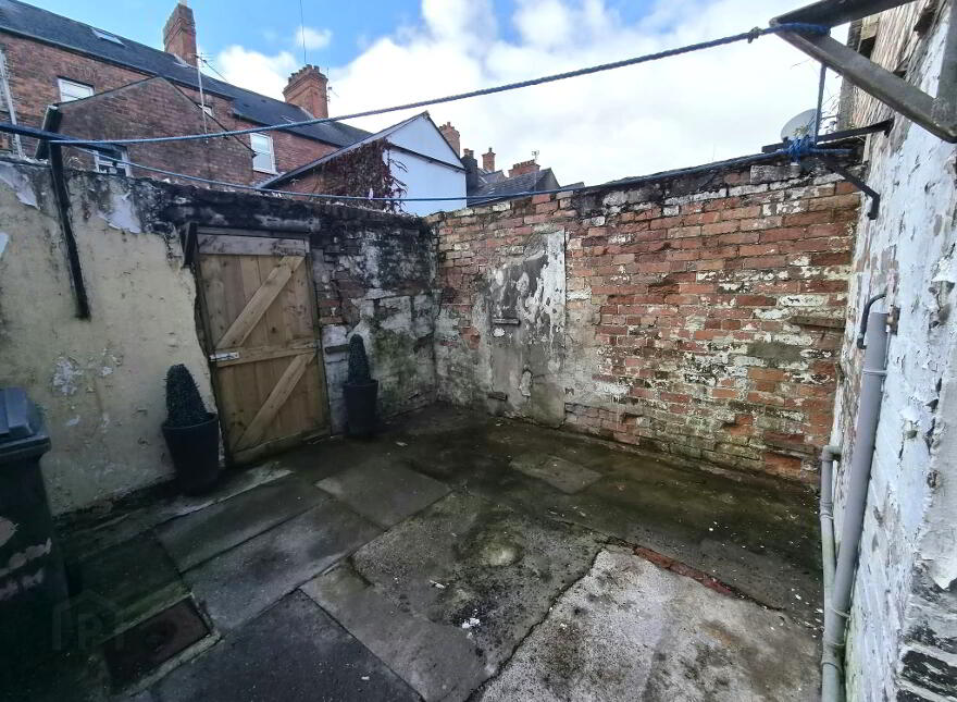 26 Willowbank Gardens, Antrim Road, Belfast, BT15 5AH