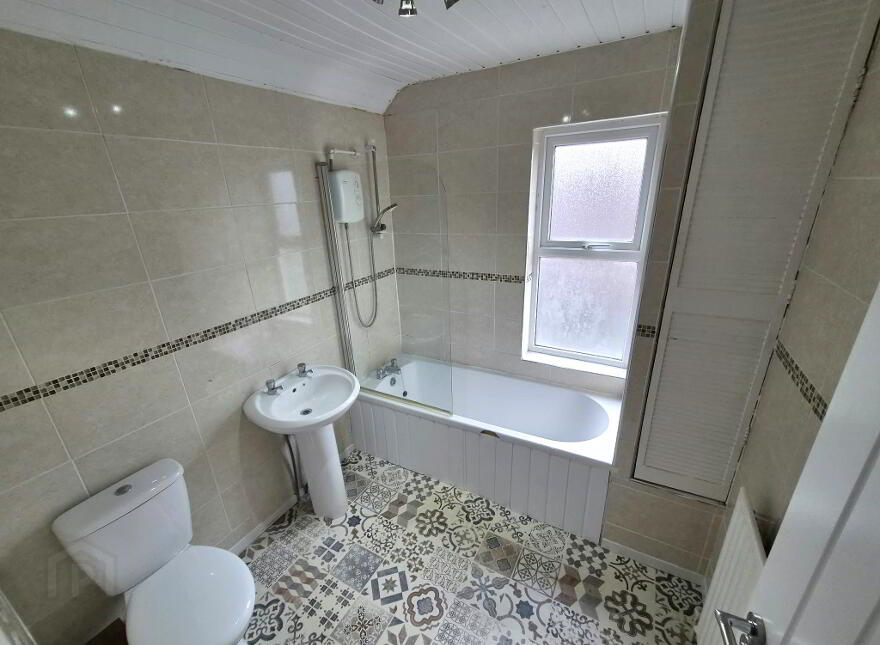 26 Willowbank Gardens, Antrim Road, Belfast, BT15 5AH