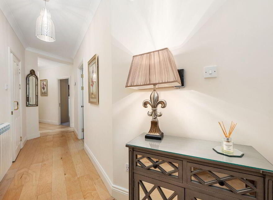 No 8 Watergold, Douglas, Douglas, T12E099