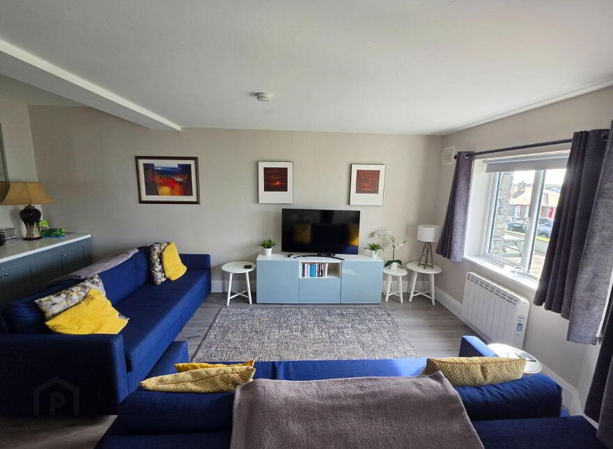 11b Spanish Cove Holiday Apartments, East End, Kilkee, V15W211