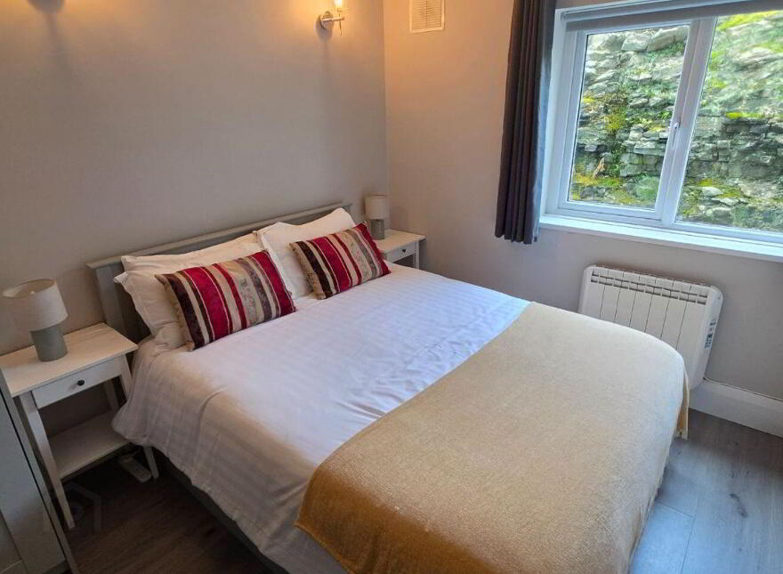11b Spanish Cove Holiday Apartments, East End, Kilkee, V15W211