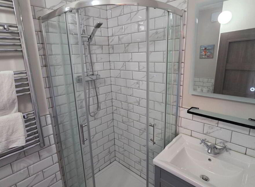 11b Spanish Cove Holiday Apartments, East End, Kilkee, V15W211