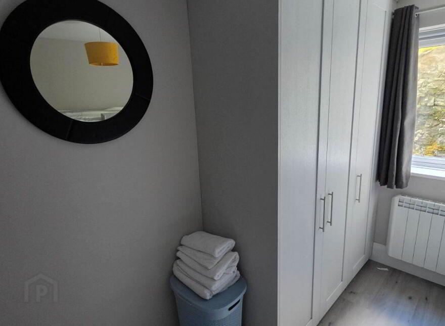 11b Spanish Cove Holiday Apartments, East End, Kilkee, V15W211