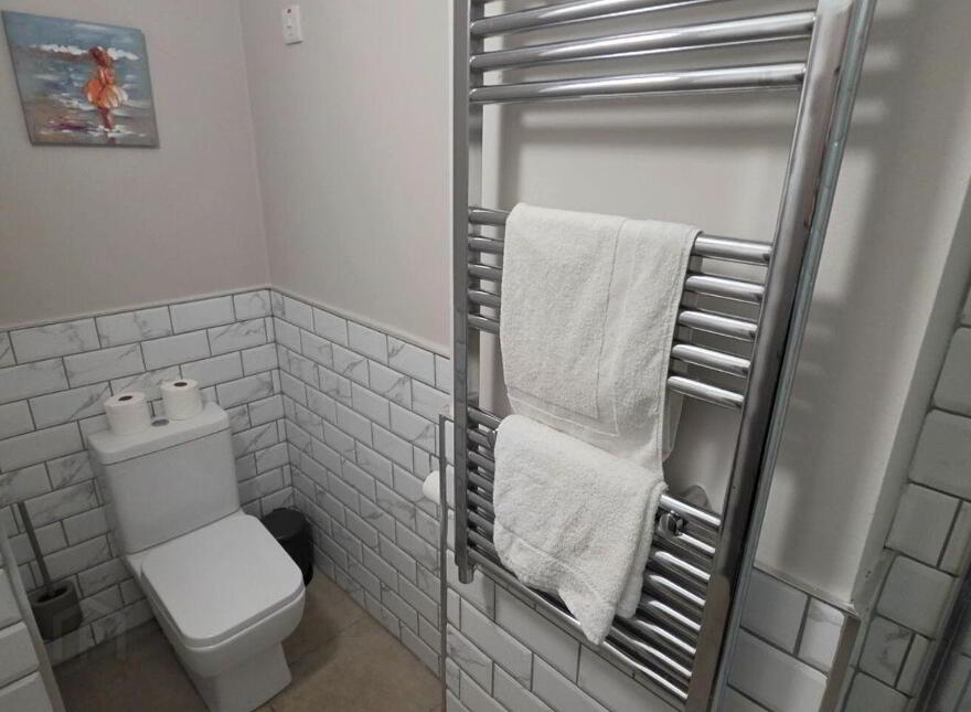11b Spanish Cove Holiday Apartments, East End, Kilkee, V15W211