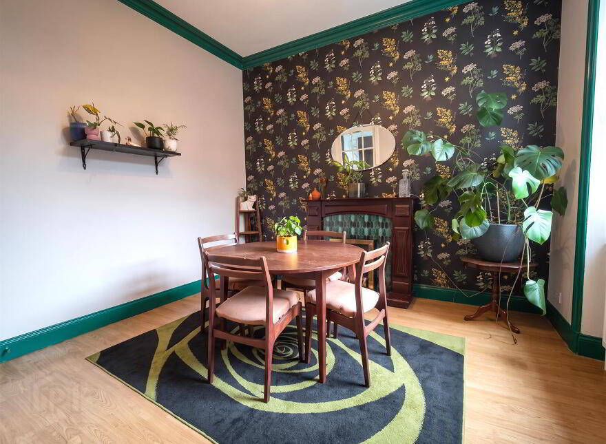 96 Ballygomartin Road, Belfast, BT13 3NE