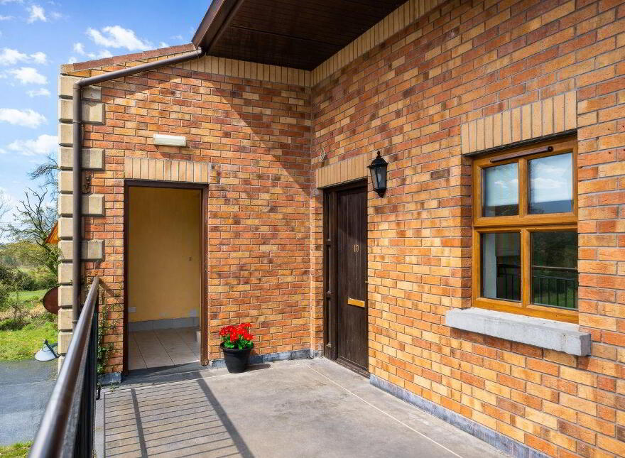 10 Glasson Lodge, Longford Town, N39E1X3