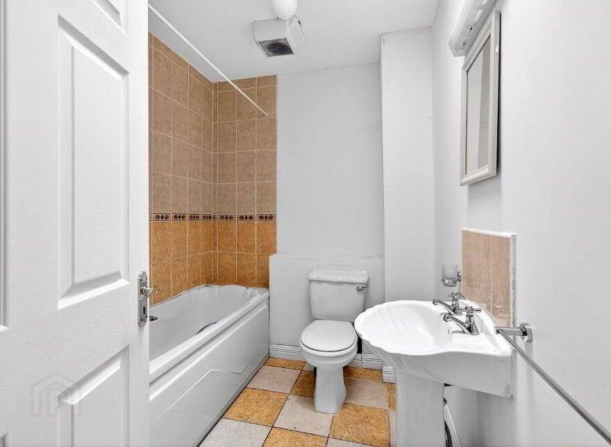 10 Glasson Lodge, Longford Town, N39E1X3
