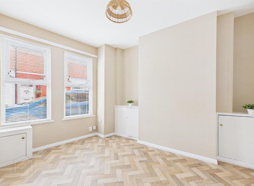 6 Dublin Street, Belfast, BT6 8ES