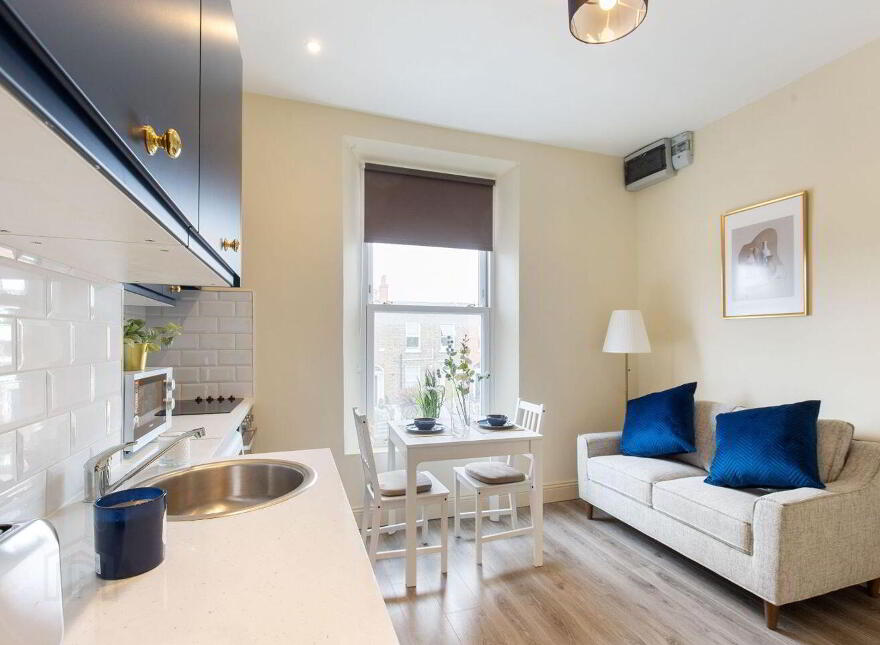 Cabra Road, North Circular Road, North Circular Road, D07C3Y7