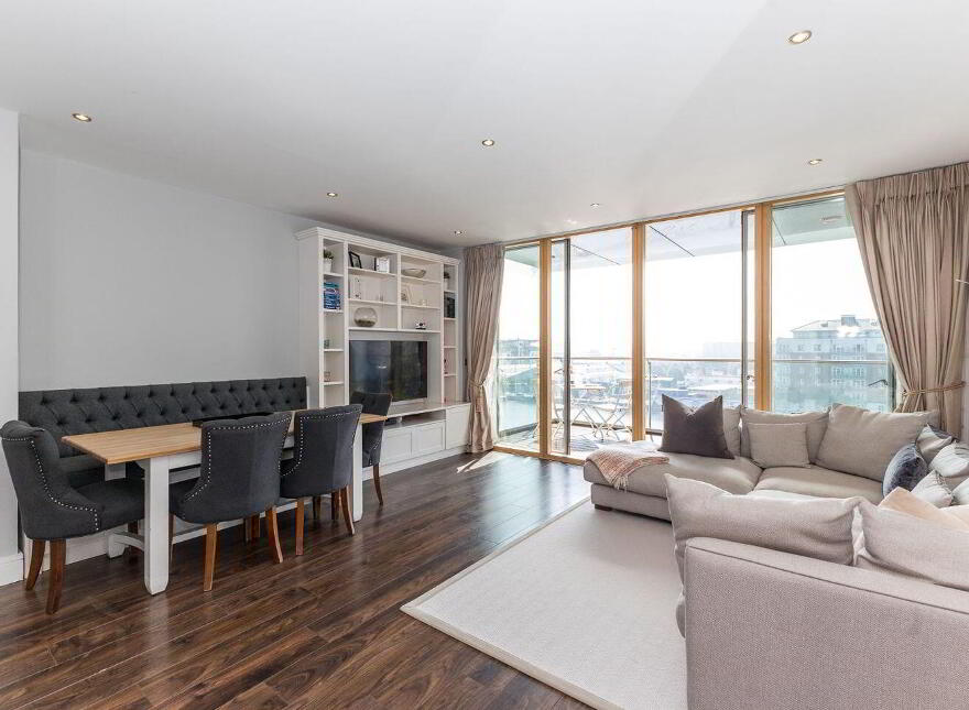 Apartment 56 The Waterfront Hanover Quay, Hanover Quay, D02C432
