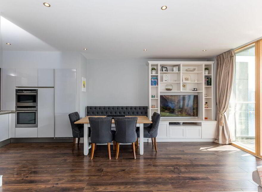 Apartment 56 The Waterfront Hanover Quay, Hanover Quay, D02C432