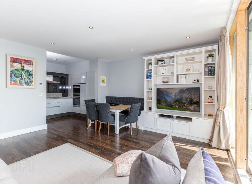 Apartment 56 The Waterfront Hanover Quay, Hanover Quay, D02C432
