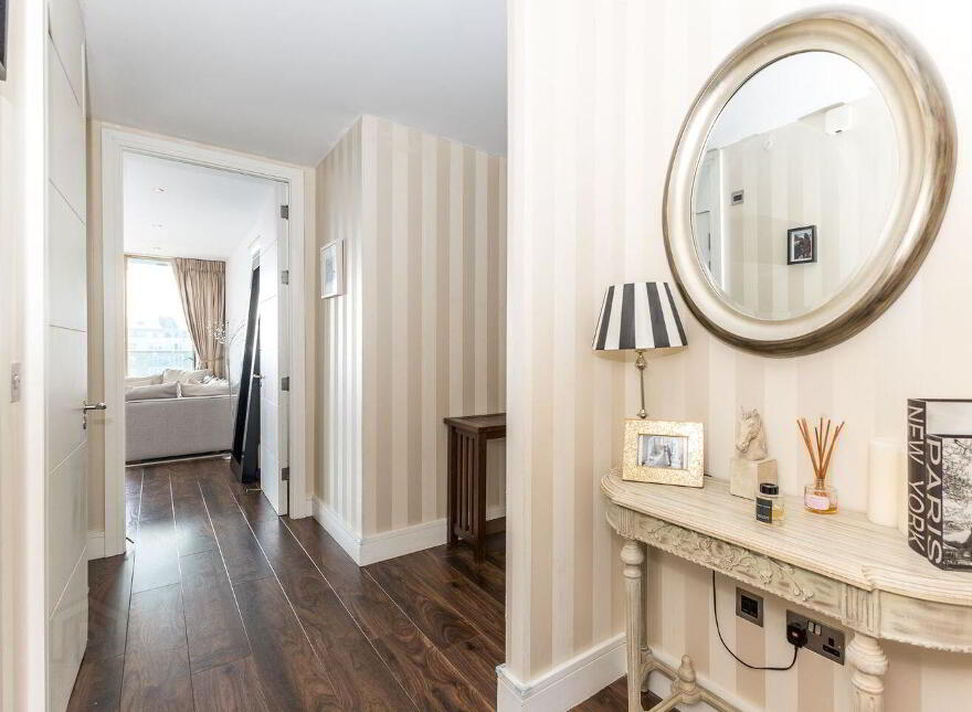 Apartment 56 The Waterfront Hanover Quay, Hanover Quay, D02C432