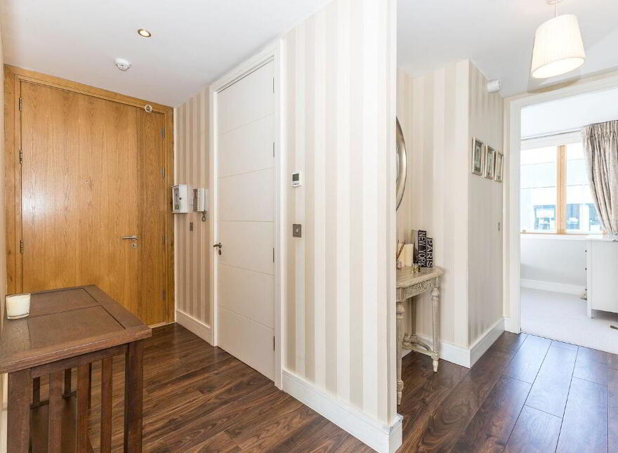 Apartment 56 The Waterfront Hanover Quay, Hanover Quay, D02C432