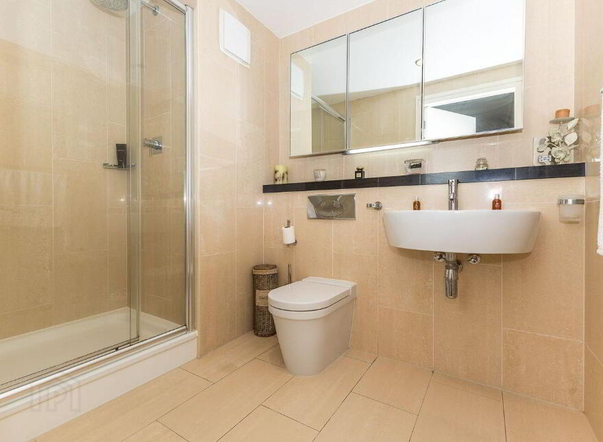 Apartment 56 The Waterfront Hanover Quay, Hanover Quay, D02C432
