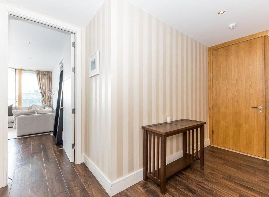 Apartment 56 The Waterfront Hanover Quay, Hanover Quay, D02C432