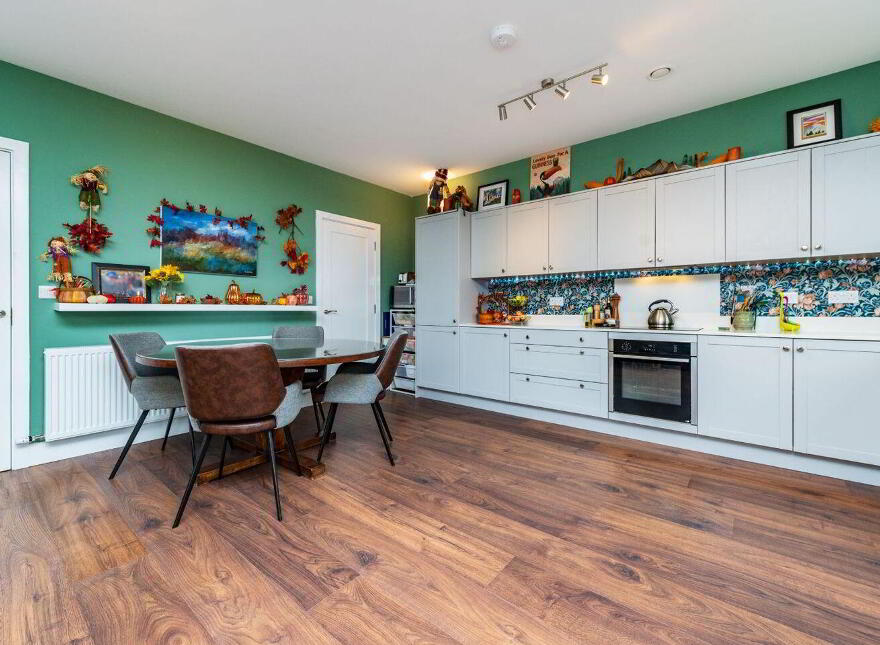 6 The Grove, Páirc Na Manach, Newbridge, W12F704