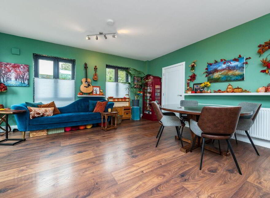 6 The Grove, Páirc Na Manach, Newbridge, W12F704