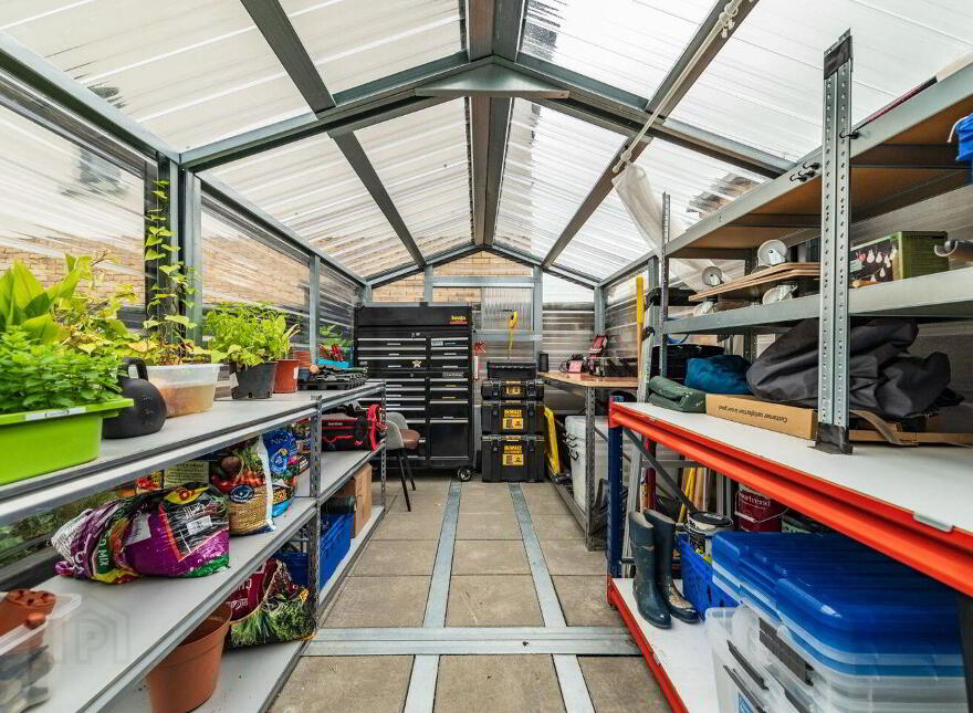 6 The Grove, Páirc Na Manach, Newbridge, W12F704