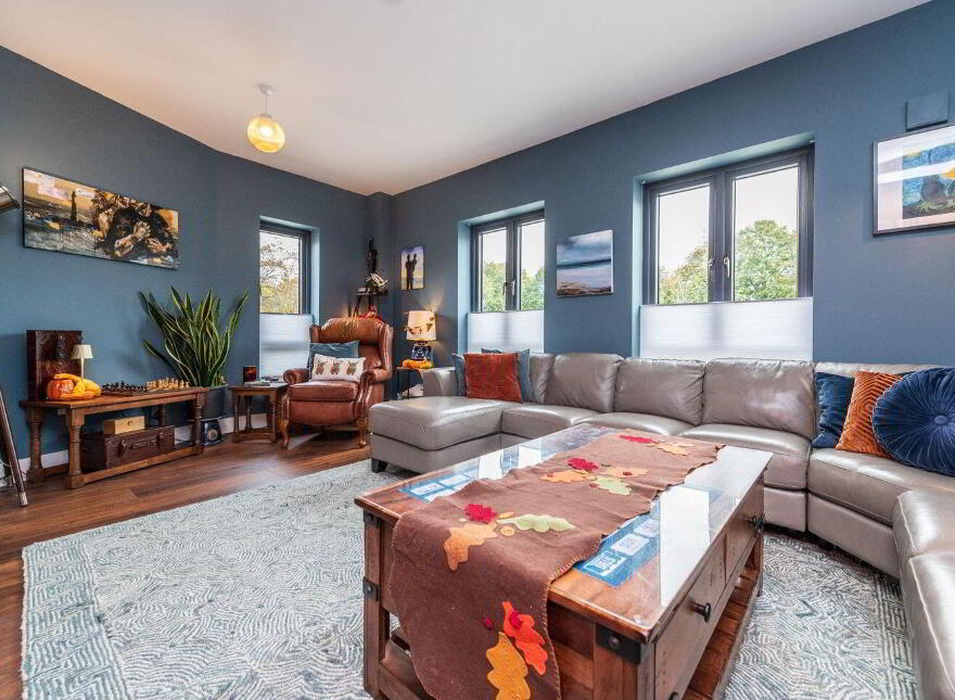 6 The Grove, Páirc Na Manach, Newbridge, W12F704