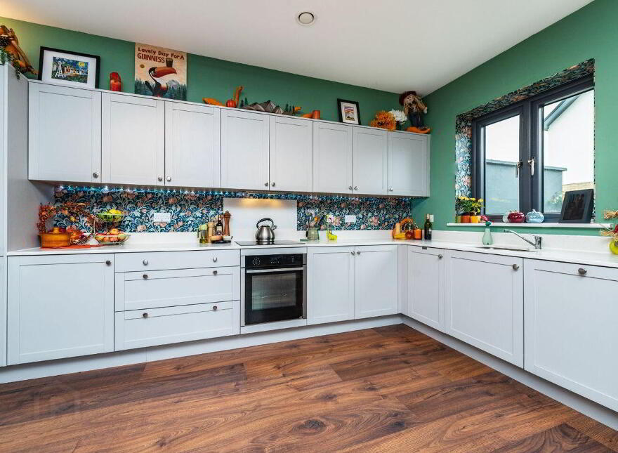 6 The Grove, Páirc Na Manach, Newbridge, W12F704