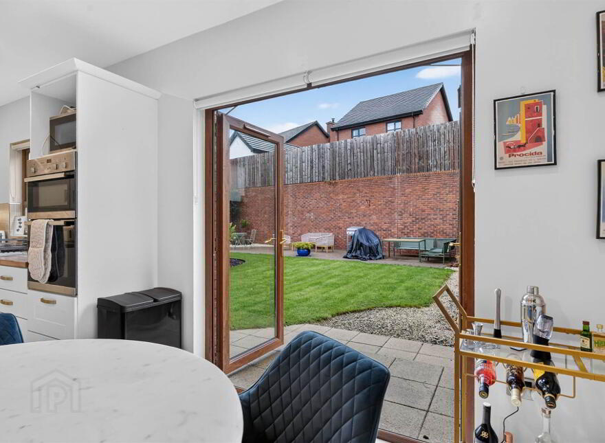 11 Brooke Hall Close, Belfast, BT8 6WF