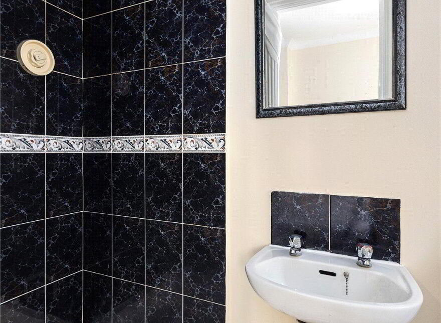 4 Albany Woods, Killiney, A96YD42